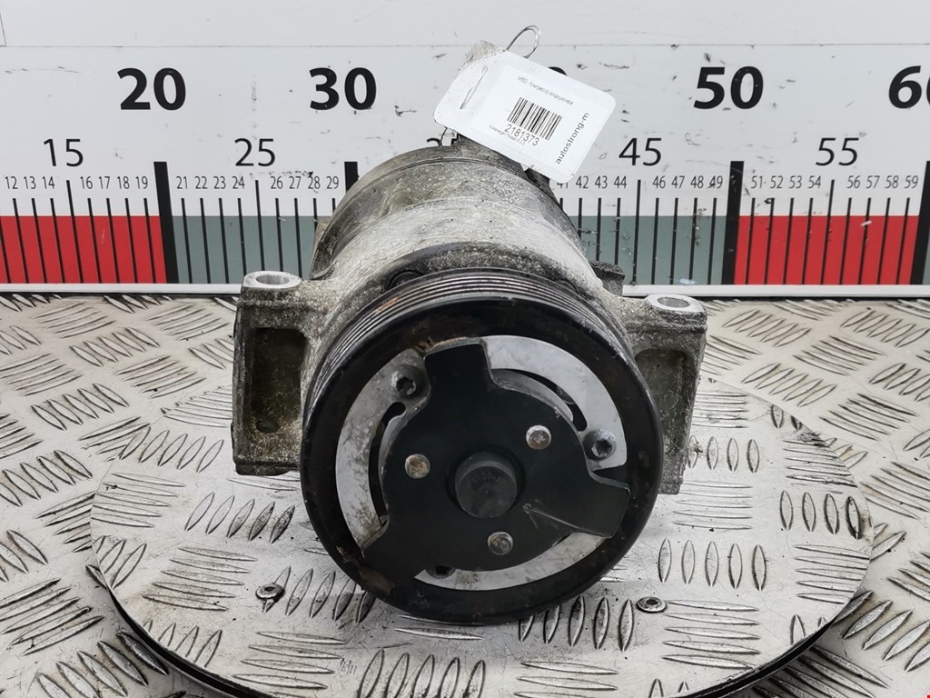 Компрессор кондиционера (системы кондиционирования) VOLKSWAGEN Passat B6 2005-2011