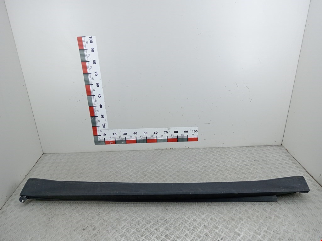Накладка декоративная на порог левая