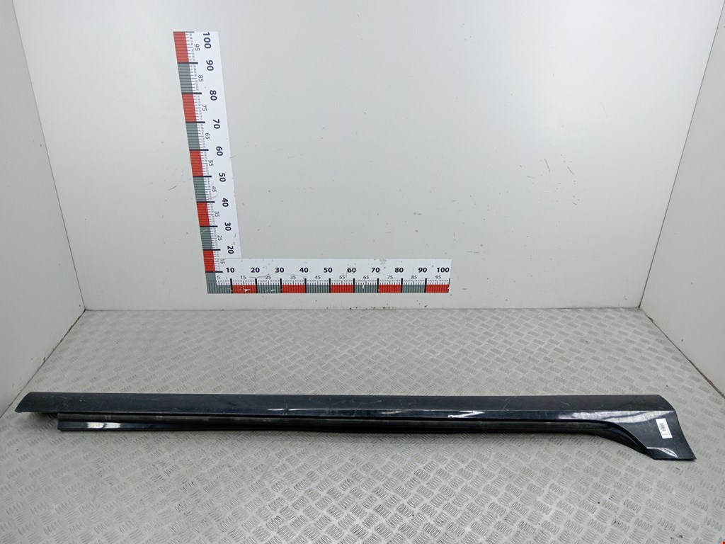 Накладка декоративная на порог правая Volvo S60 2 (2010-2018)