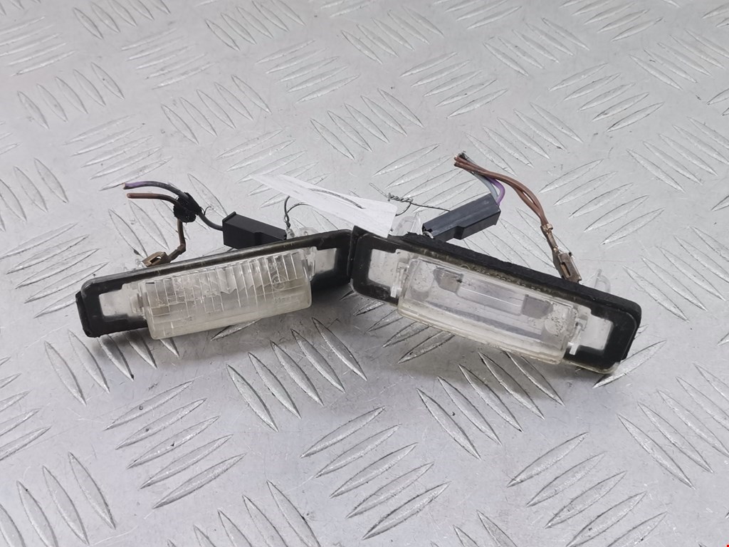 Фонарь подсветки номера MERCEDES-BENZ C-Class C-klasse W202 1993-2000