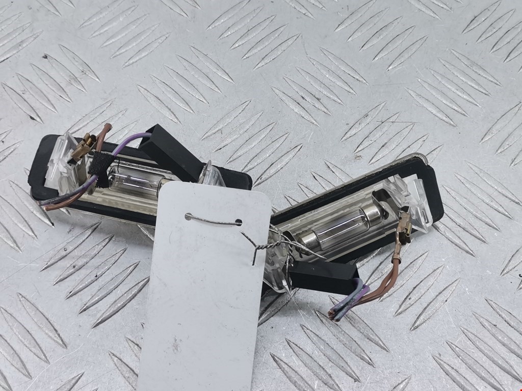 Фонарь подсветки номера MERCEDES-BENZ C-Class C-klasse W202 1993-2000