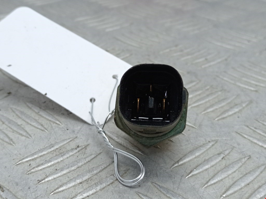 Датчик температуры (охлаждающей жидкости) AUDI A3 8L 1996-2003