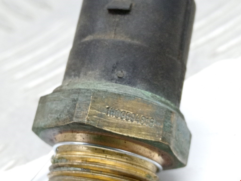 Датчик температуры (охлаждающей жидкости) AUDI A3 8L 1996-2003