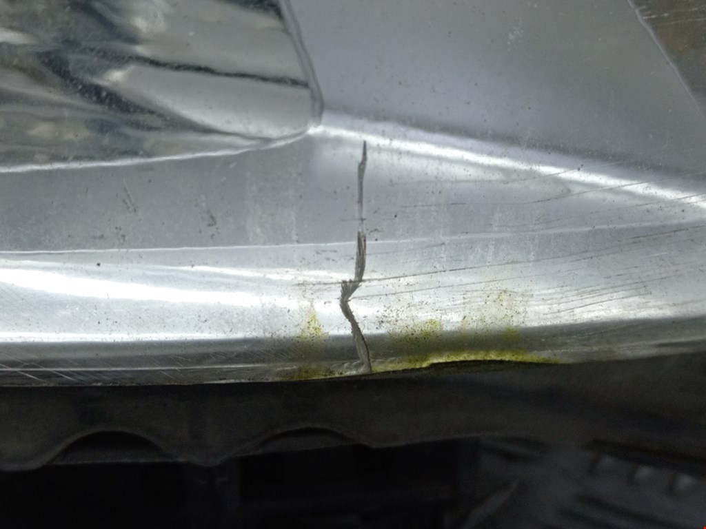 Фара правая TOYOTA Auris E150 2006-2012