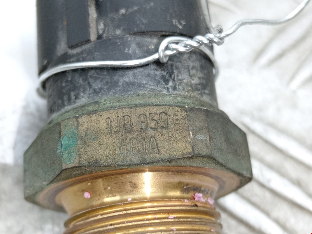 Датчик температуры (охлаждающей жидкости) VOLKSWAGEN Bora 1998-2005