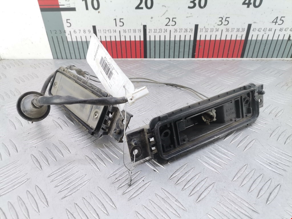 Фонарь подсветки номера MAZDA Millenia 1995-2002