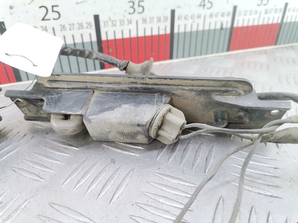 Фонарь подсветки номера MAZDA Millenia 1995-2002