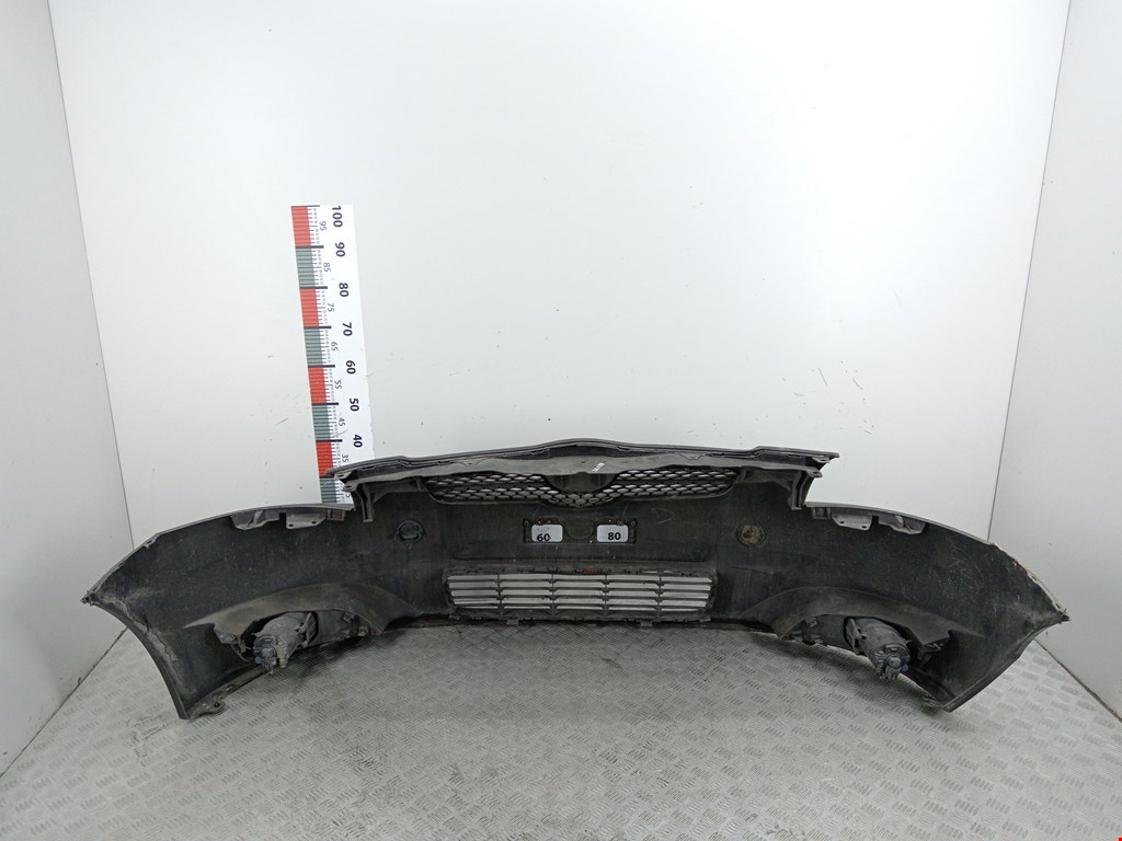Бампер передний TOYOTA Auris E150 2006-2012