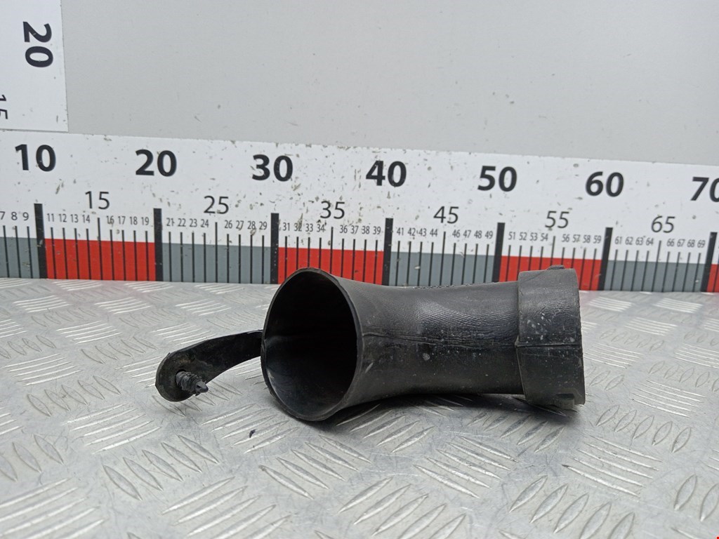 Патрубок воздушного фильтра TOYOTA Auris E150 2006-2012