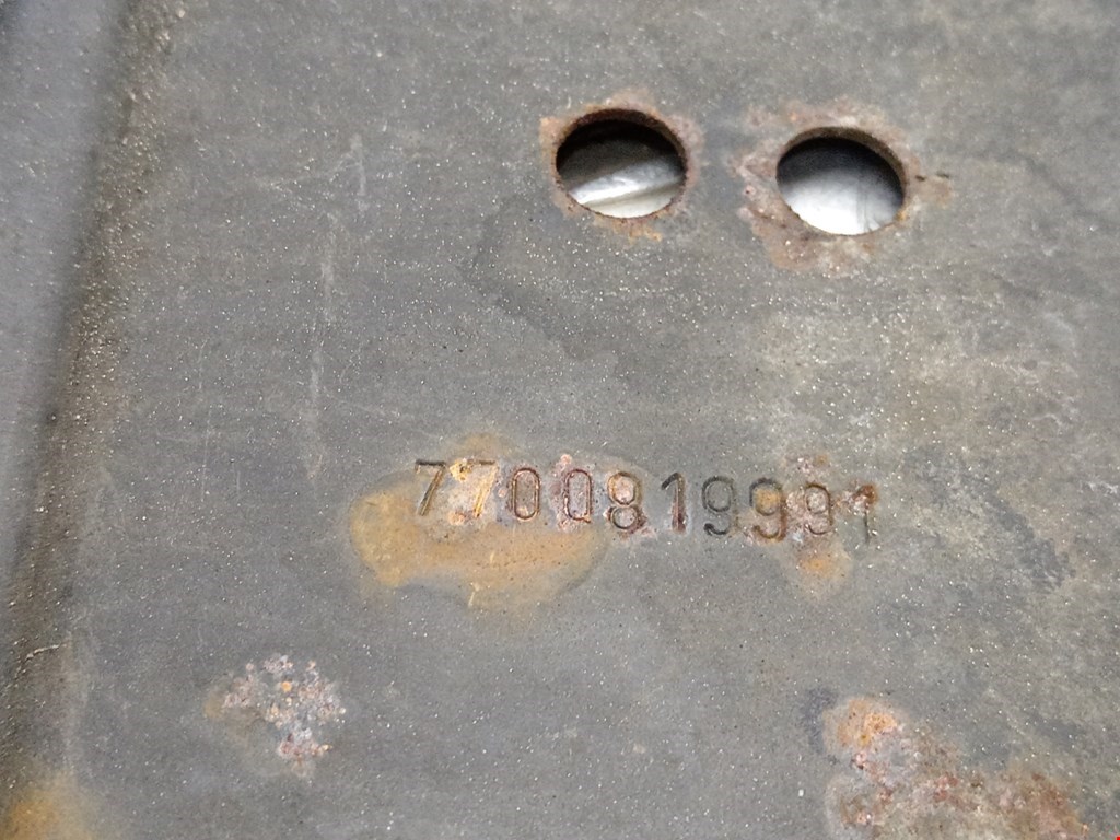 Усилитель переднего бампера (передний) RENAULT Laguna 1993-2000