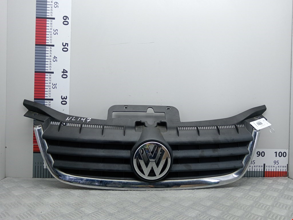 Решетка радиатора VOLKSWAGEN Touran 2003-2010