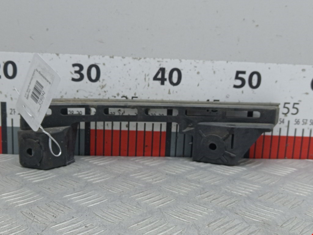 Кронштейн переднего бампера левый VOLKSWAGEN Touran 2003-2010