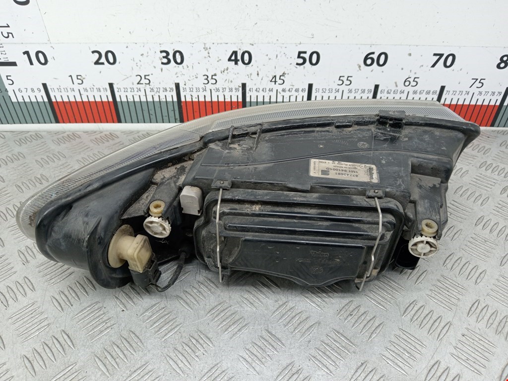 Фара левая SEAT Leon 1999-2005