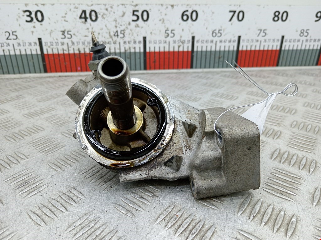 Корпус масляного фильтра AUDI A4 B5 1995-2001