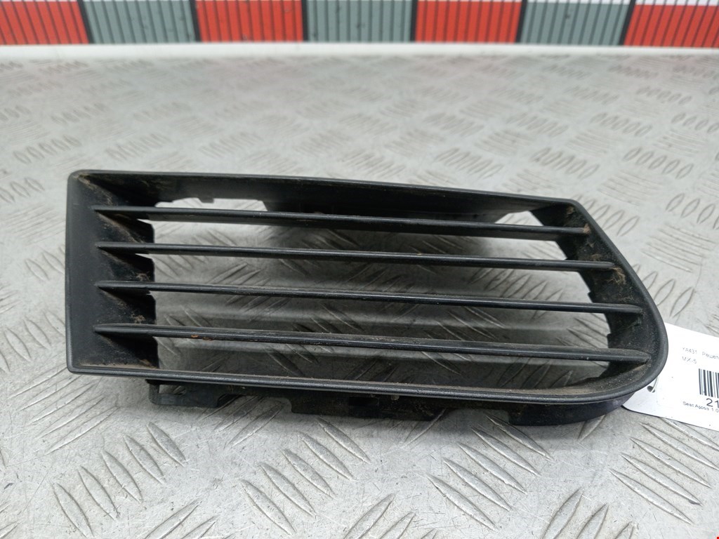 Решетка радиатора SEAT Arosa 1997-2004