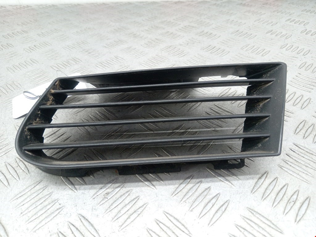 Решетка радиатора SEAT Arosa 1997-2004