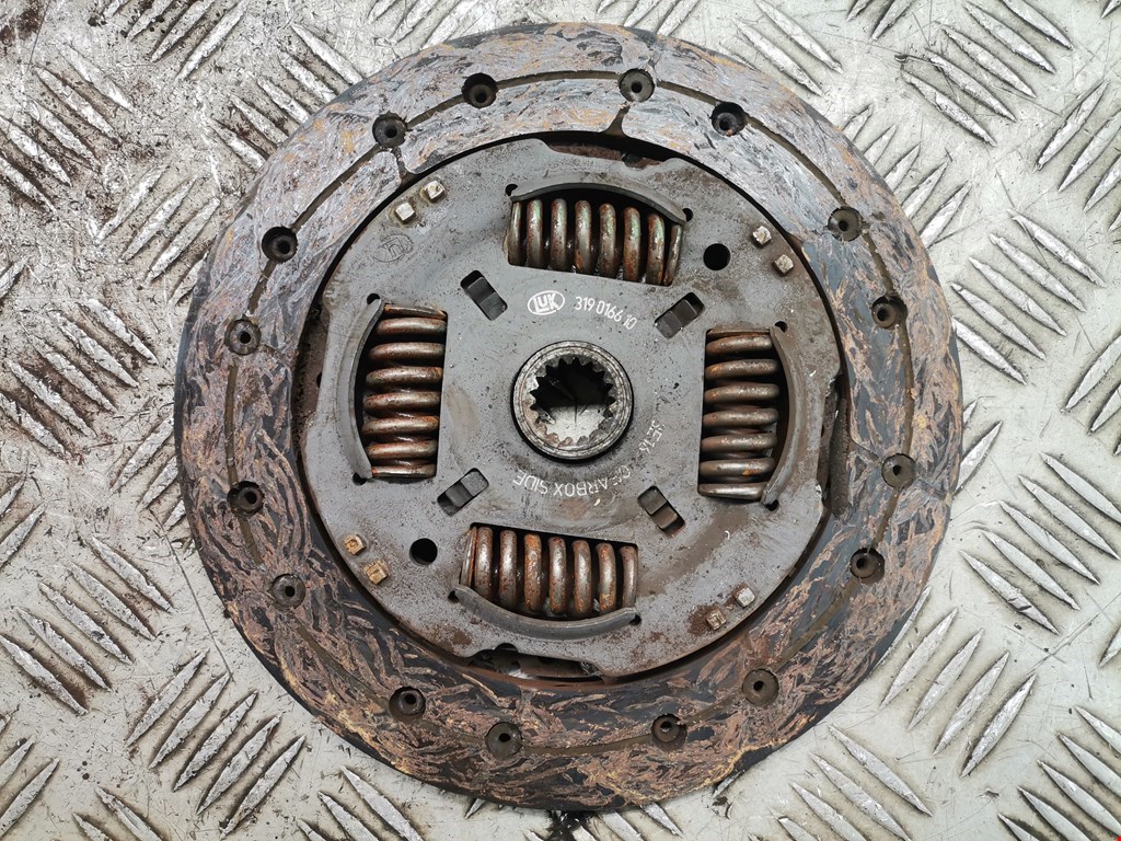 Маховик (демпфер сцепления) FORD Fiesta 2001-2008