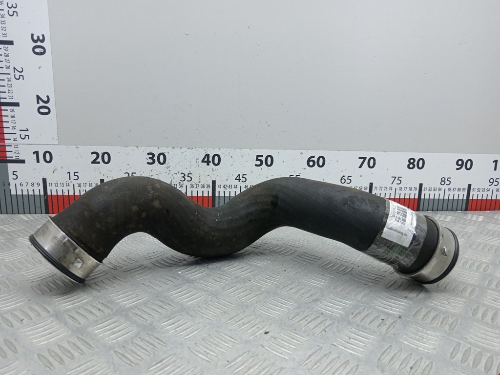 Патрубок интеркулера MERCEDES-BENZ CLS-Class C219 2004-2010