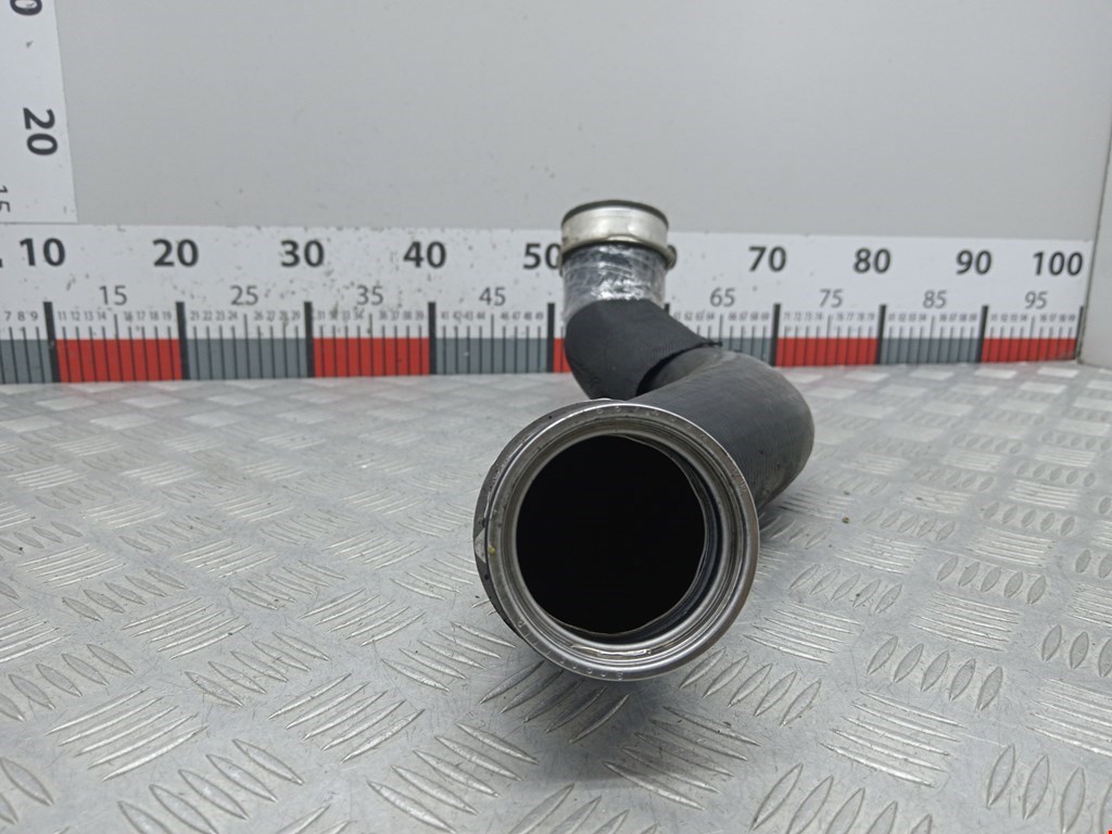 Патрубок интеркулера MERCEDES-BENZ CLS-Class C219 2004-2010