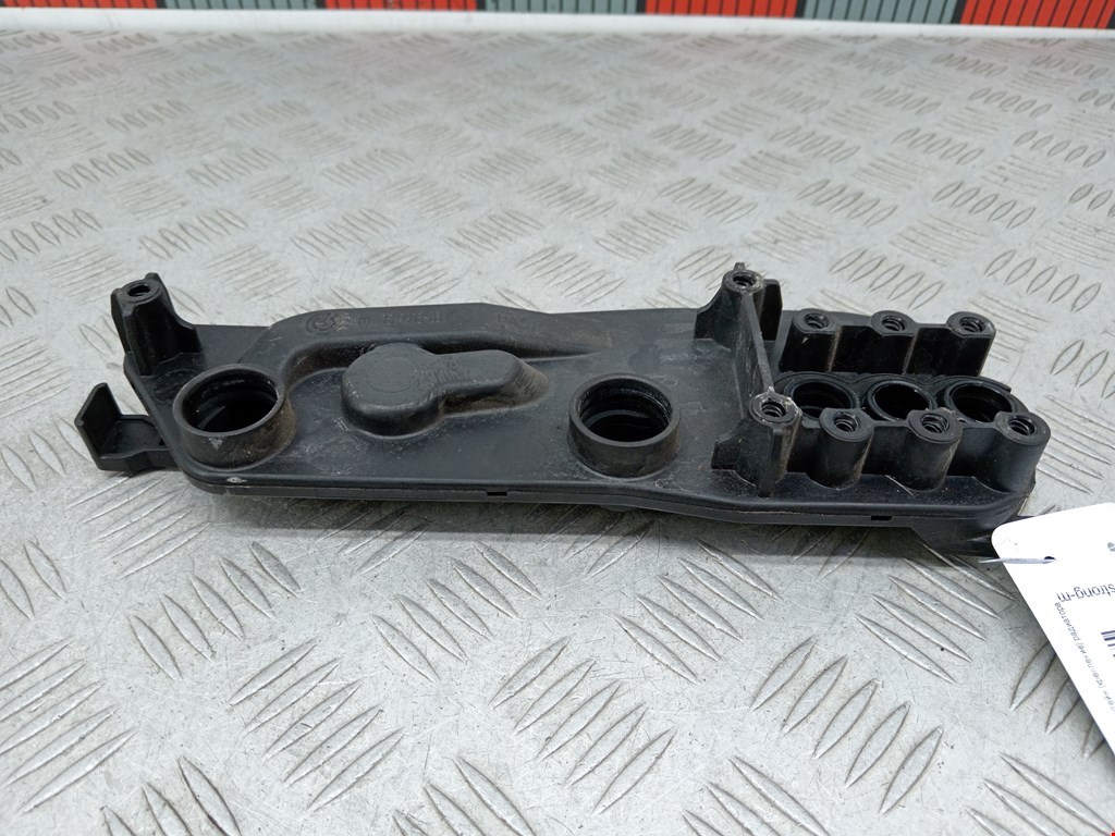 Монтажнная плата (крепление кронштейн радиатора расширительного бачка) BMW 7-Series (E65/E66) (2001-2008)