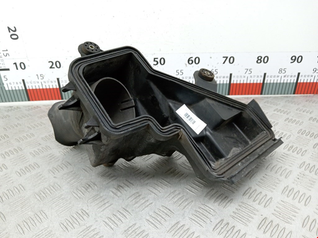 Воздухозаборник (наружный) BMW 7er 7 серия E65/E66 2001-2008