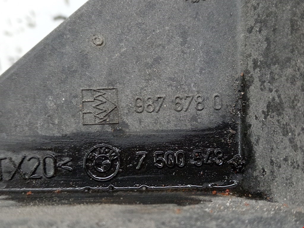 Воздухозаборник (наружный) BMW 7er 7 серия E65/E66 2001-2008