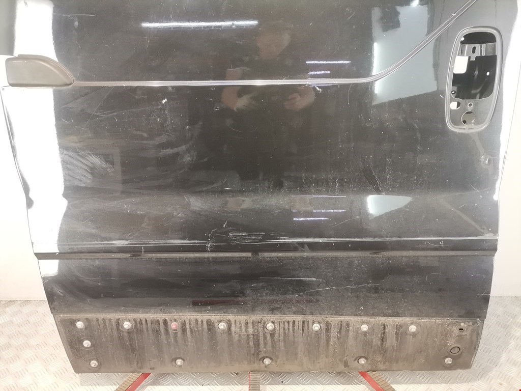 Дверь раздвижная правая OPEL Vivaro A 2001-2014