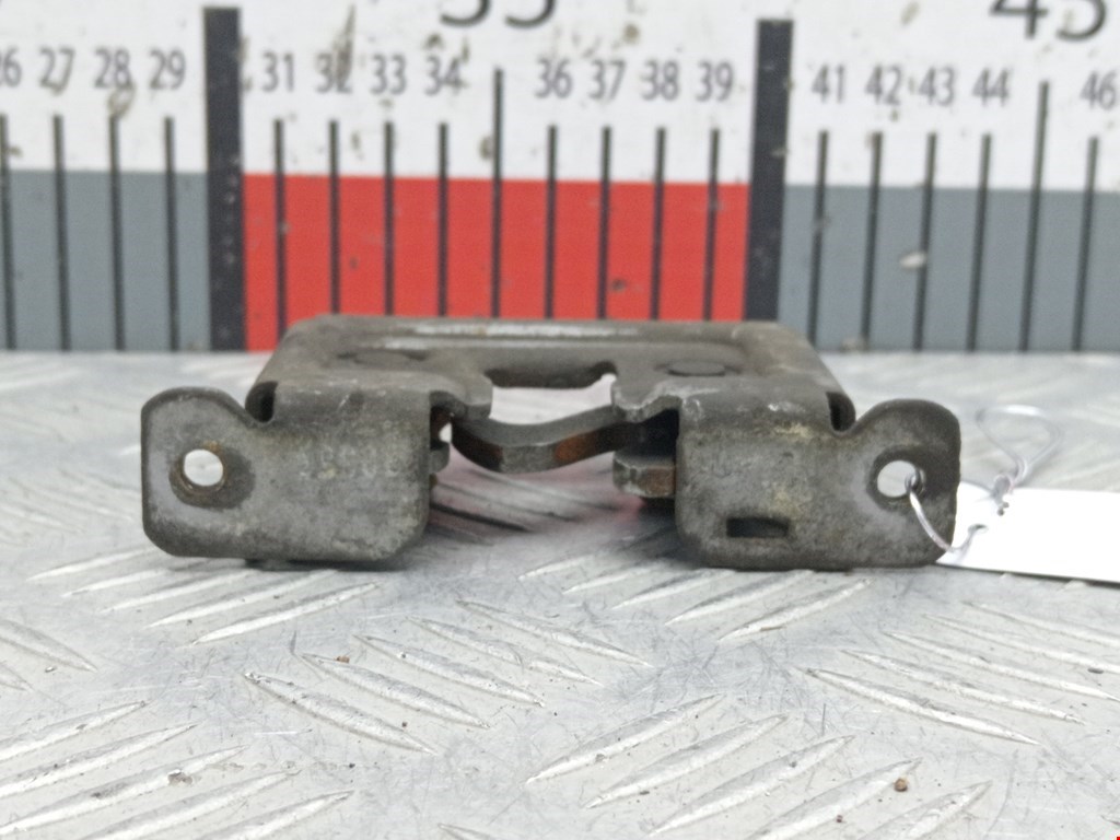 Замок капота BMW X3 E83 2003-2010