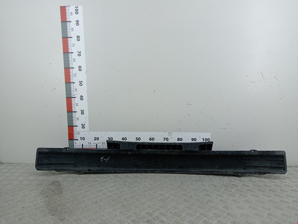 Усилитель переднего бампера (передний) KIA Carnival I 1999-2005