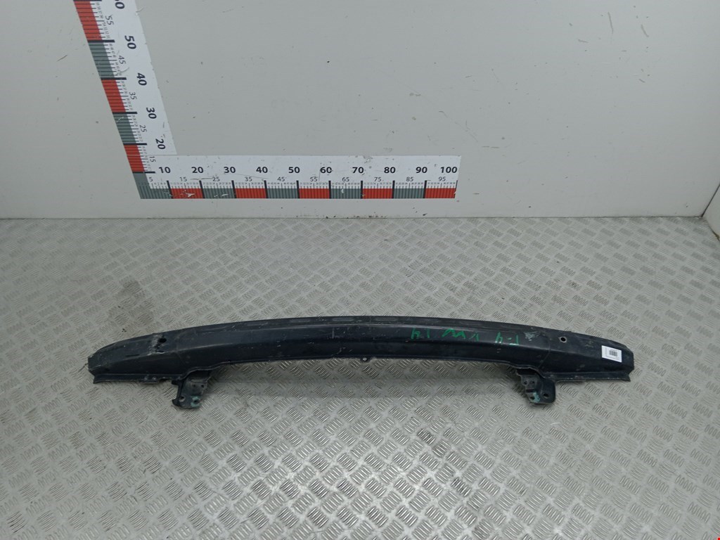 Усилитель переднего бампера (передний) VOLKSWAGEN Golf IV 1997-2003