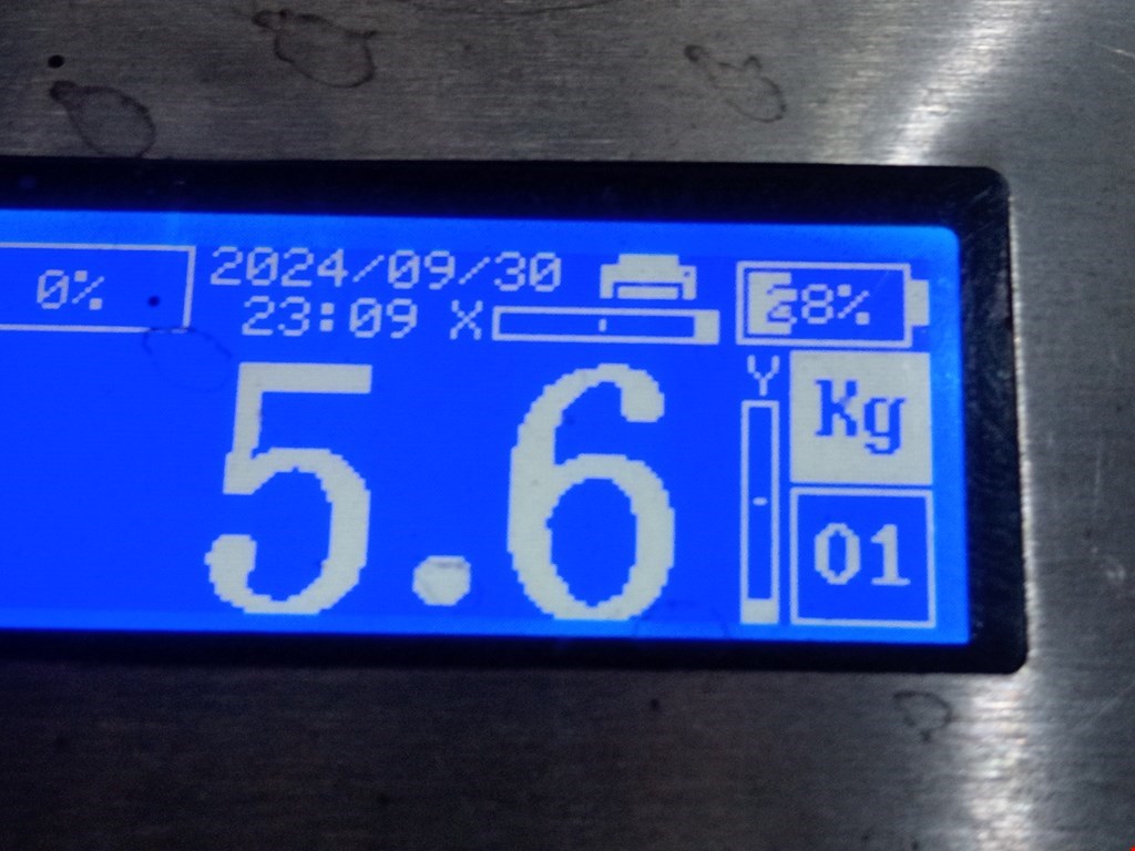 Усилитель переднего бампера (передний) VOLKSWAGEN Golf IV 1997-2003