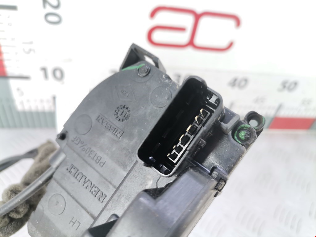 Замок двери сдвижной RENAULT Kangoo 2008-2021