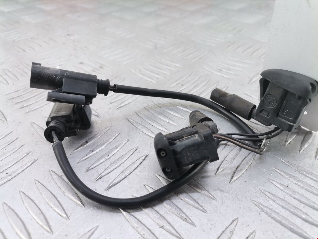 Форсунка омывателя лобового стекла LAND ROVER Range Rover 2002-2012