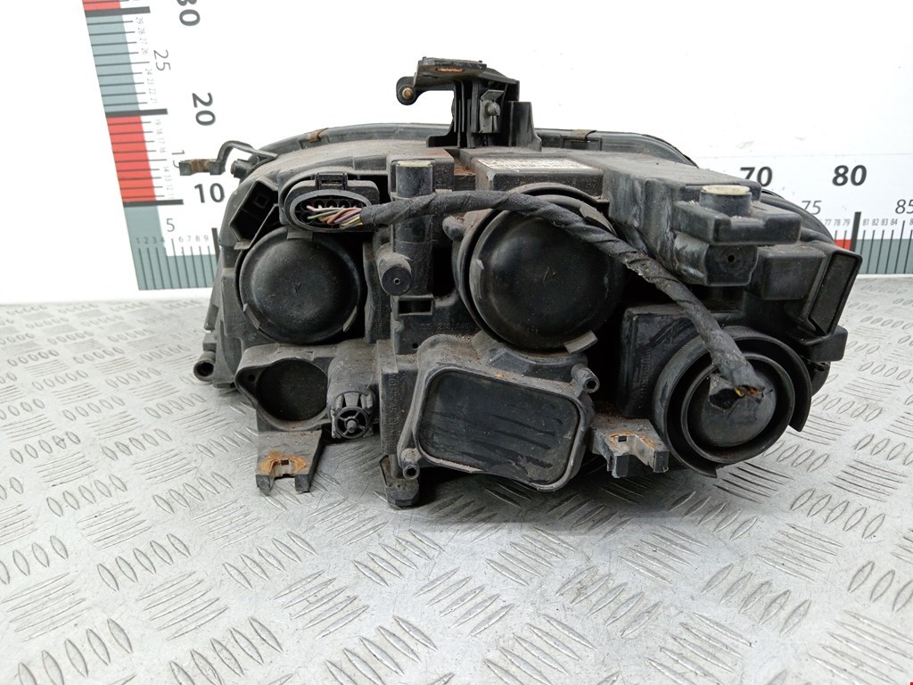 Фара правая AUDI A4 B8 2007-2015