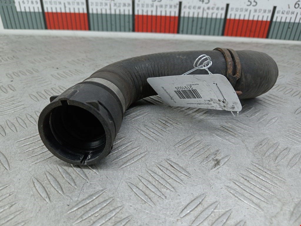 Патрубок AUDI A4 B8 2007-2015