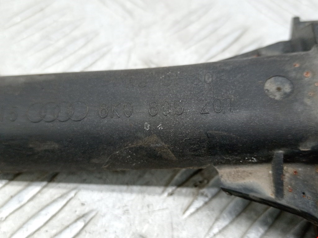 Кронштейн (крепление) радиатора AUDI A4 B8 2007-2015