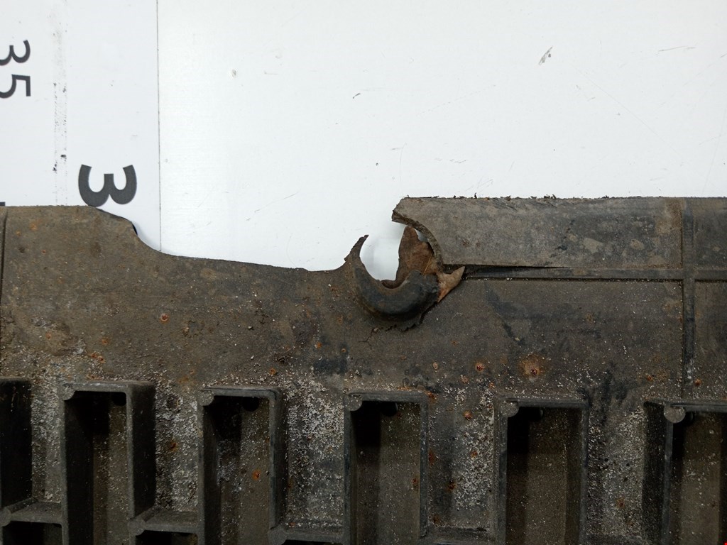 Пыльник (кузов наружные) AUDI A4 B8 2007-2015