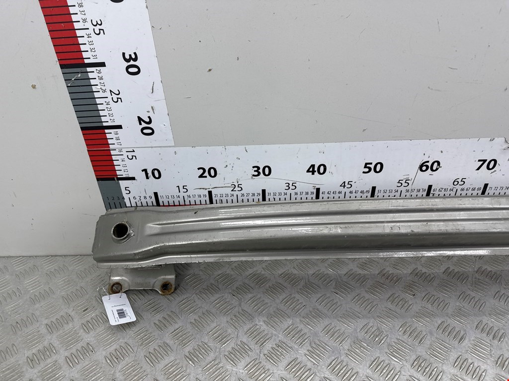 Усилитель заднего бампера (задний) SKODA Yeti 2009-2018