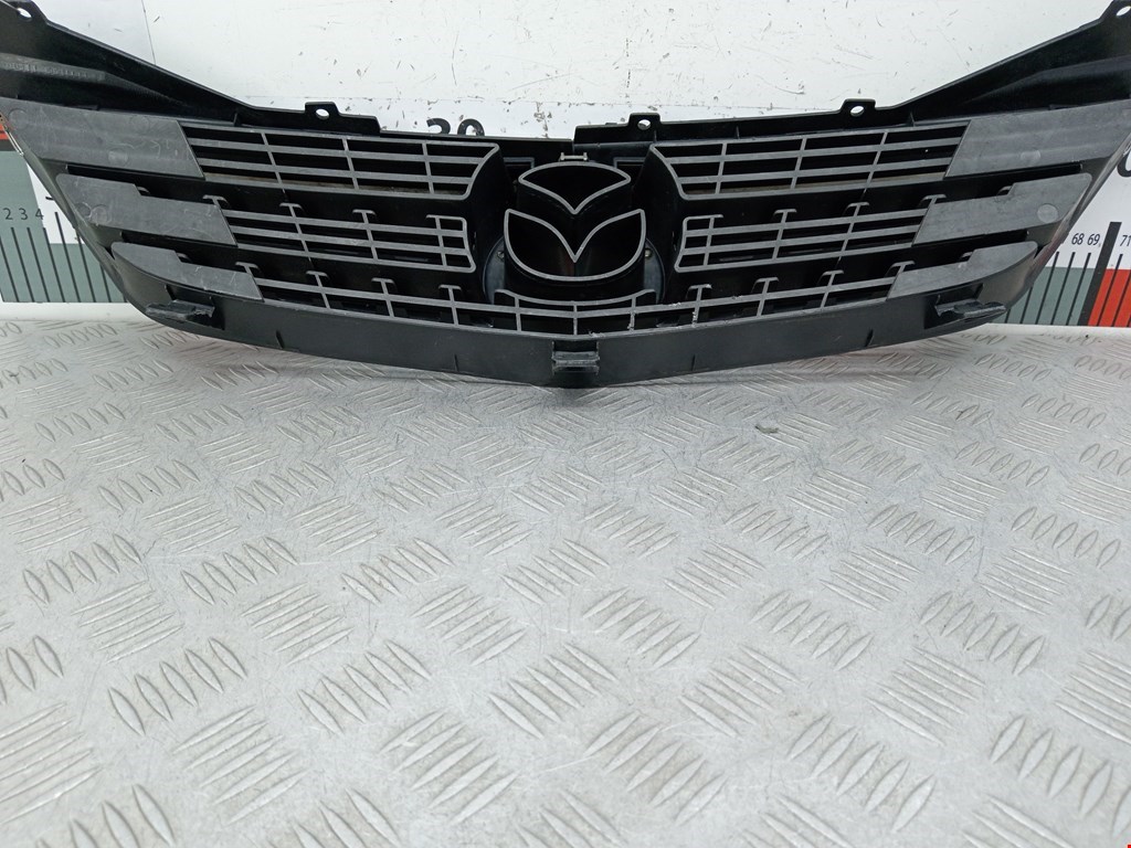 Решетка радиатора MAZDA 626 GF 1997-2003