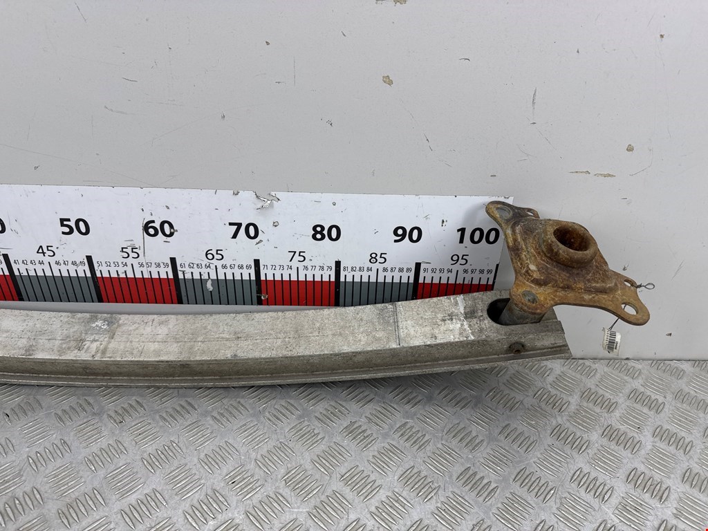 Усилитель переднего бампера (передний) AUDI A3 8L 1996-2003