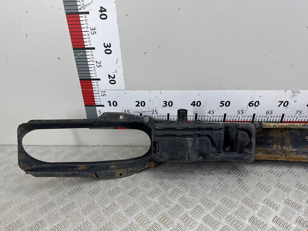 Усилитель переднего бампера (передний) OPEL Omega B 1994-2004