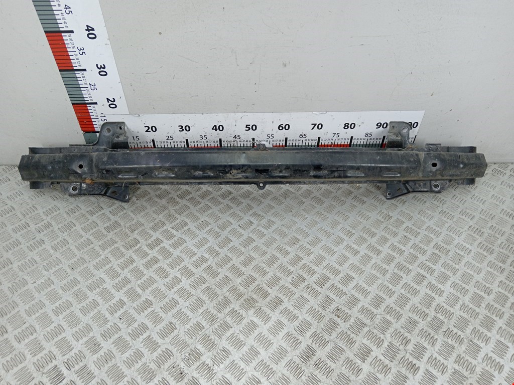 Усилитель переднего бампера (передний) VOLKSWAGEN Golf IV 1997-2003