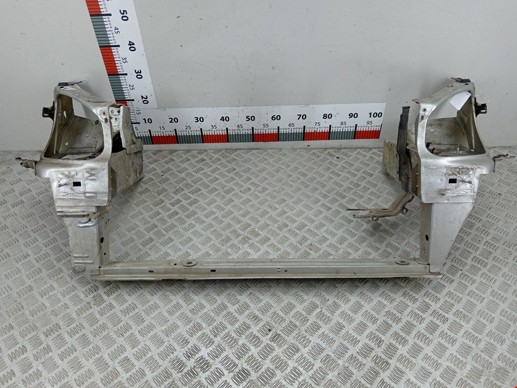 Панель передняя (передняя монтажная панель рамка передняя телевизор) Peugeot 206 (1998-2006)