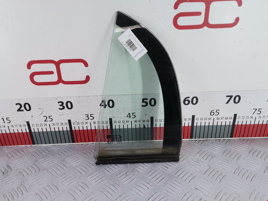 Стекло двери задней левой (форточка) Opel Vectra C (2002-2008)