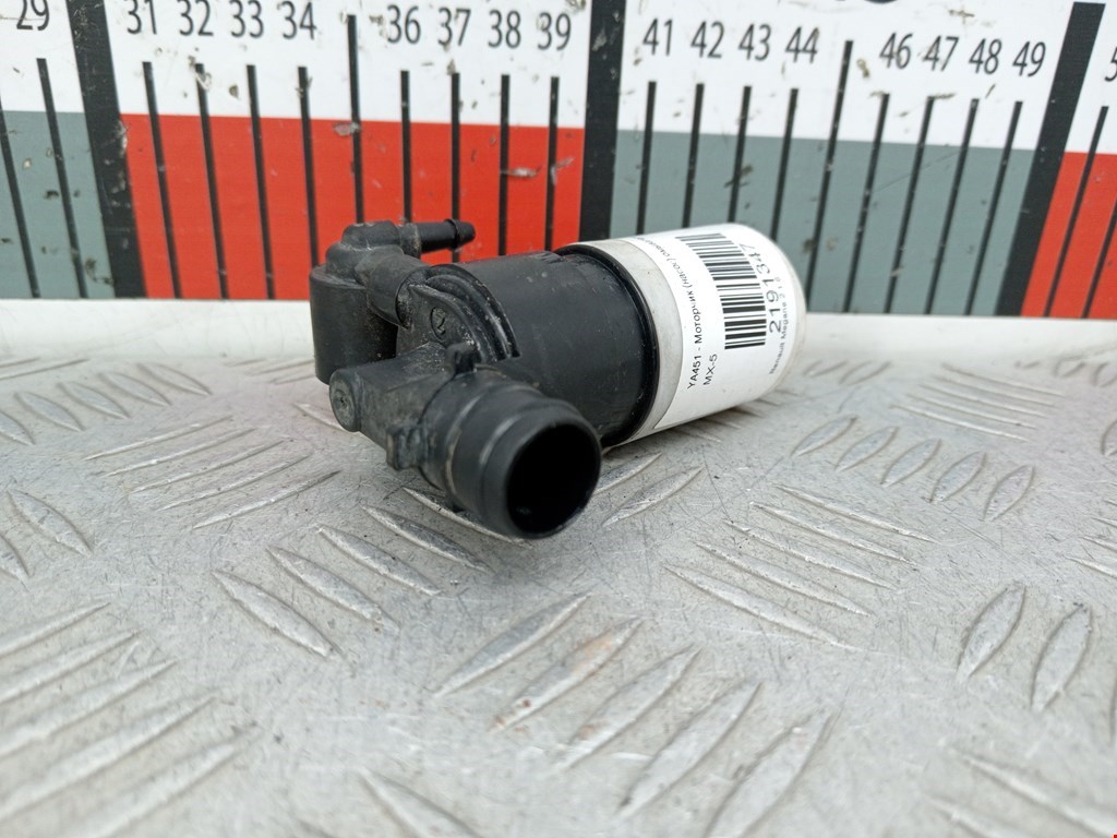 Насос (моторчик) омывателя Renault Megane 2 (2002-2009)