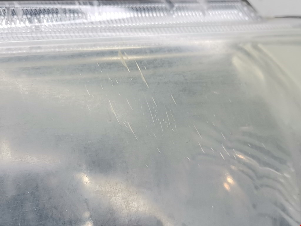 Фара левая MITSUBISHI Pajero III 2000-2006