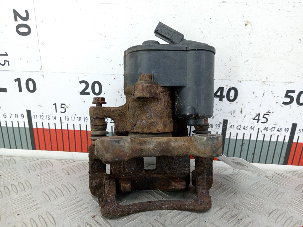 Суппорт задний правый VOLKSWAGEN Tiguan 2007-2016