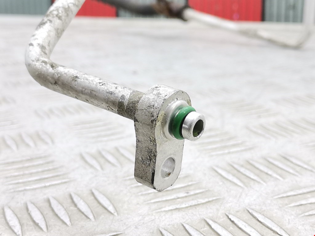 Трубка кондиционера KIA Sorento 2002-2009