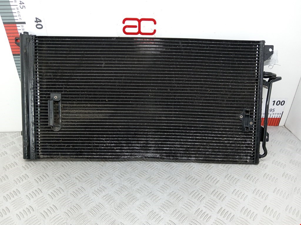 Радиатор кондиционера Volkswagen Touareg 1 (2002-2010)