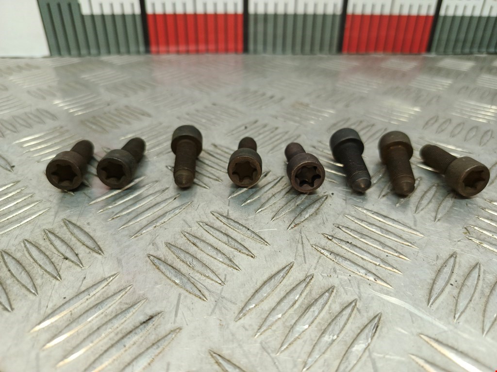 Болты MERCEDES-BENZ C-Class C-klasse W203 2000-2007